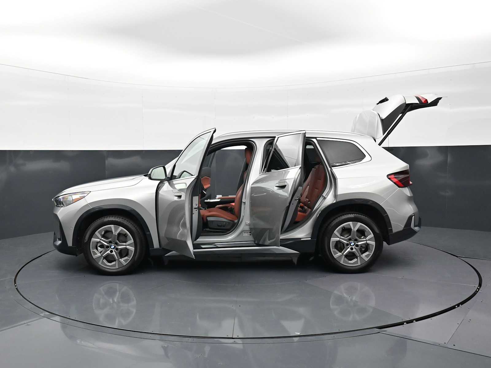 2026 BMW X1 28i - Photo 35