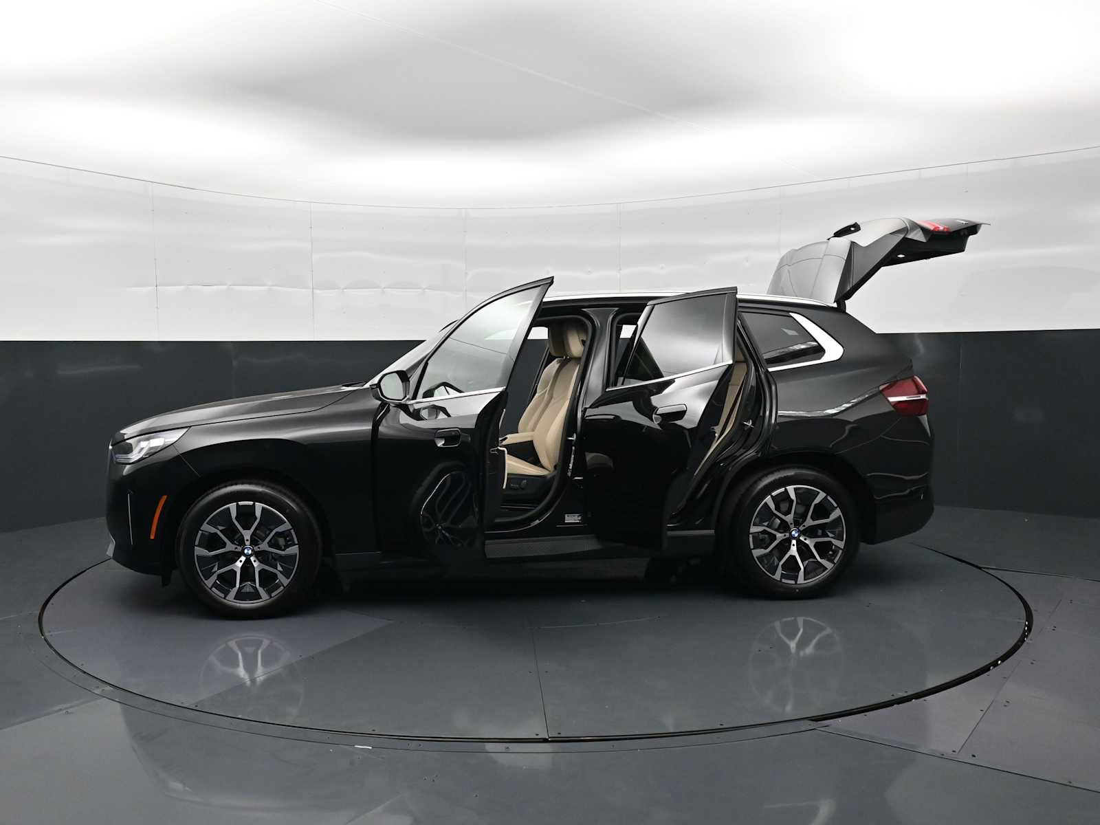Thumbnail: 2026 BMW X3 - 36