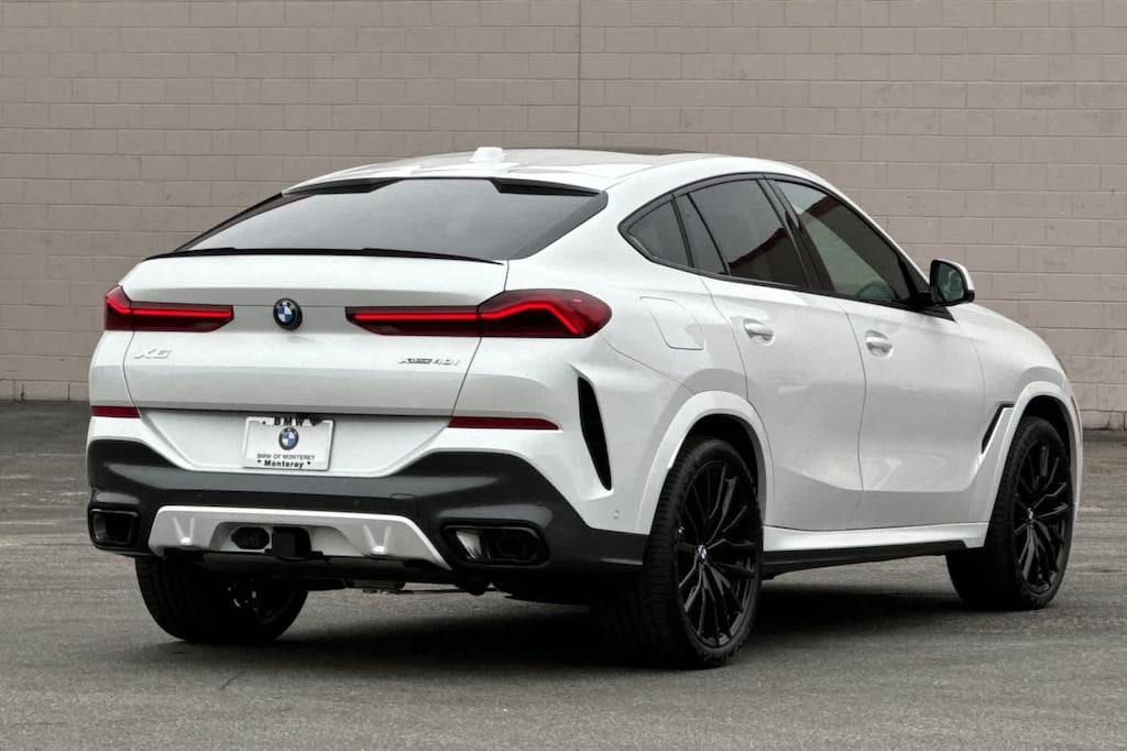 New 2026 BMW X6 xDrive40i SUV
