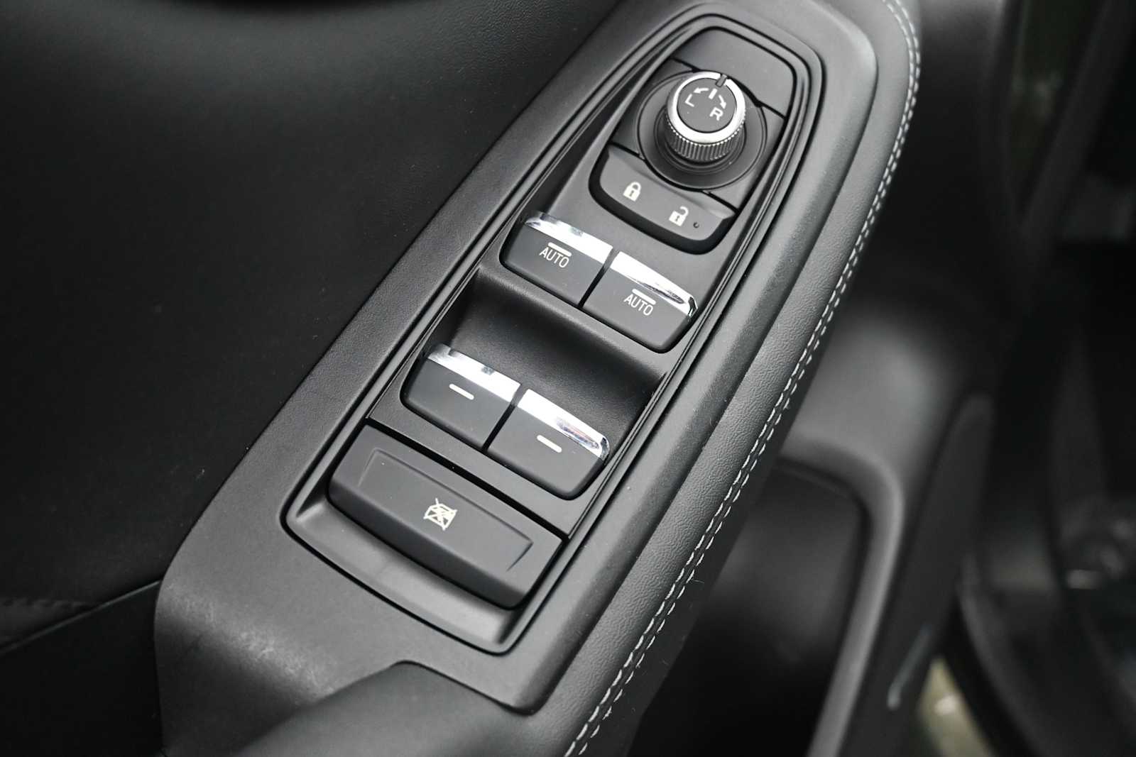 2020 Subaru Forester Touring - Photo 9