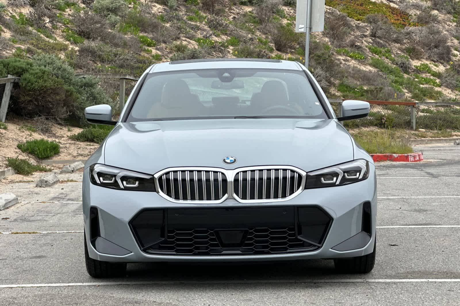 Thumbnail: 2026 BMW 3 Series - 10