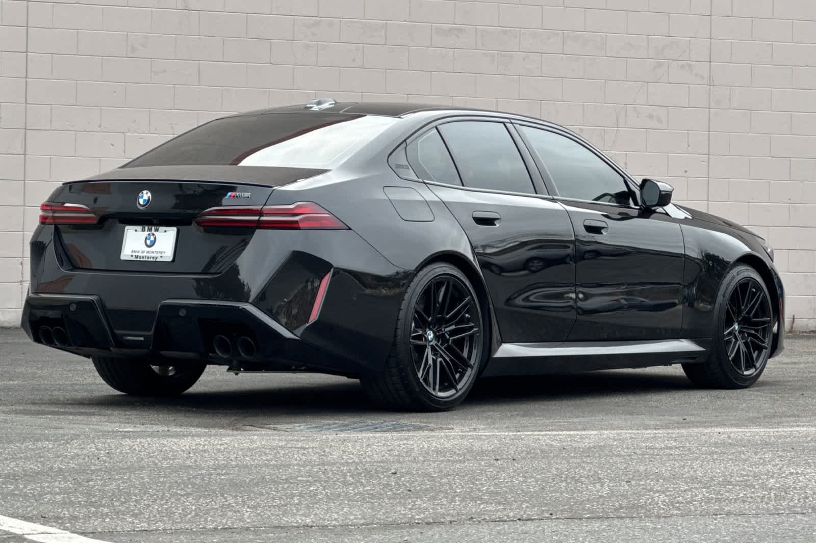 2025 Bmw M5 Sedan 5 photo 2