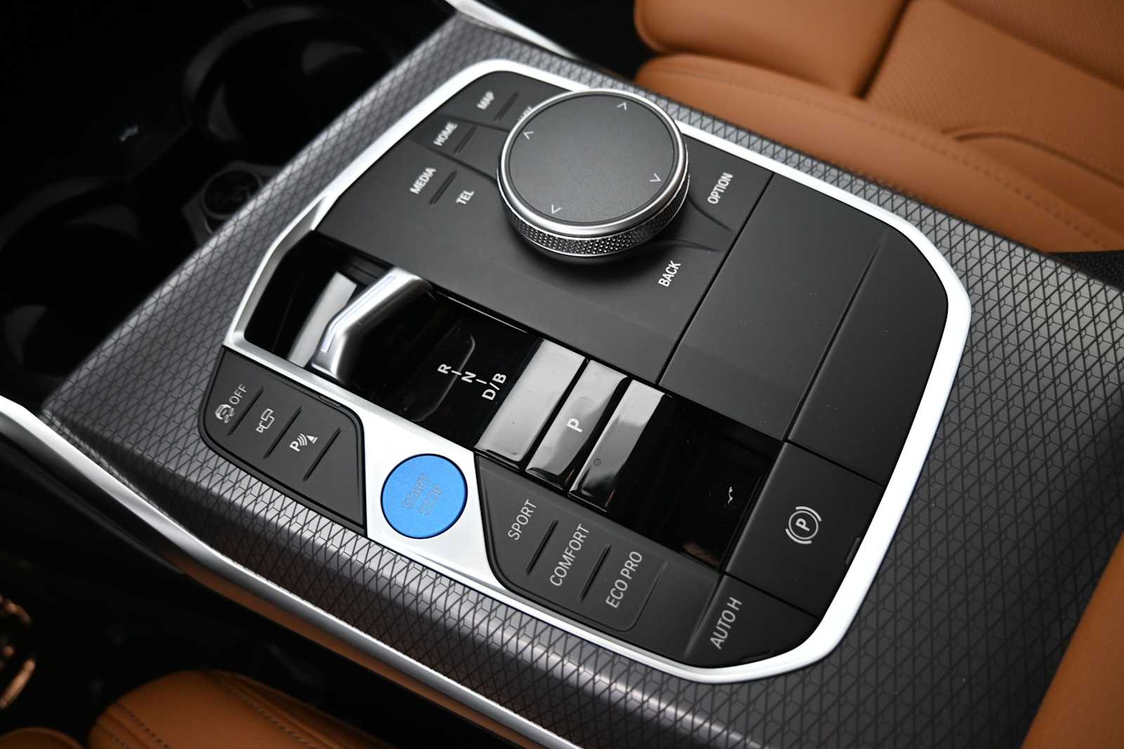 Thumbnail: 2026 BMW i4 - 12