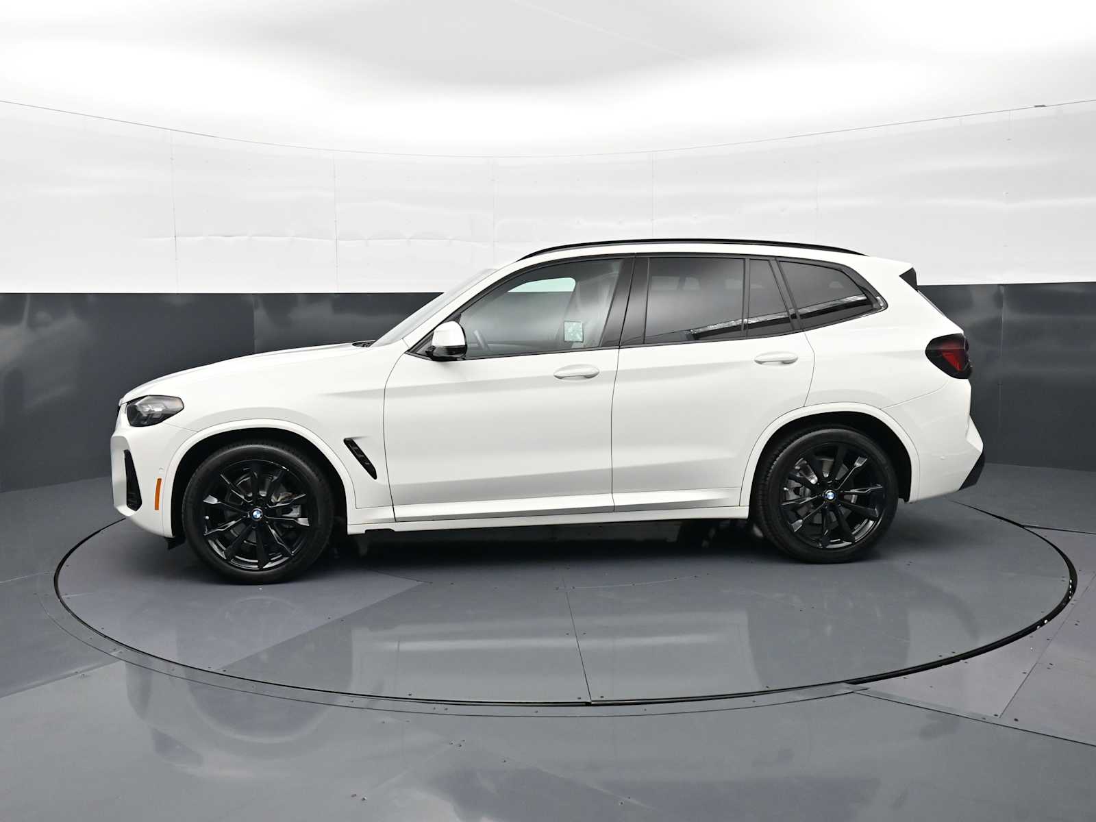 2023 BMW X3 30i - Photo 8