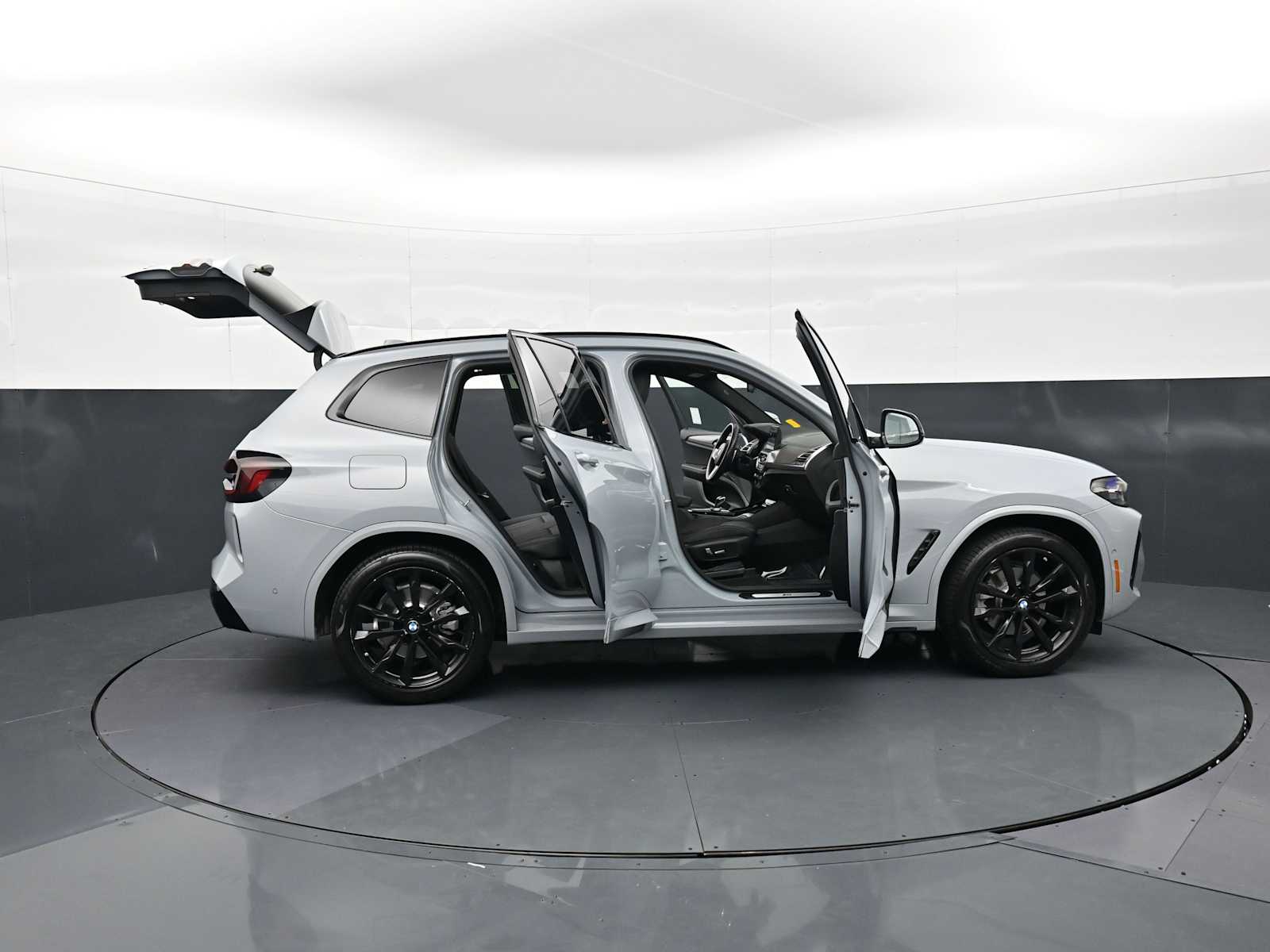 Thumbnail: 2023 BMW X3 - 34