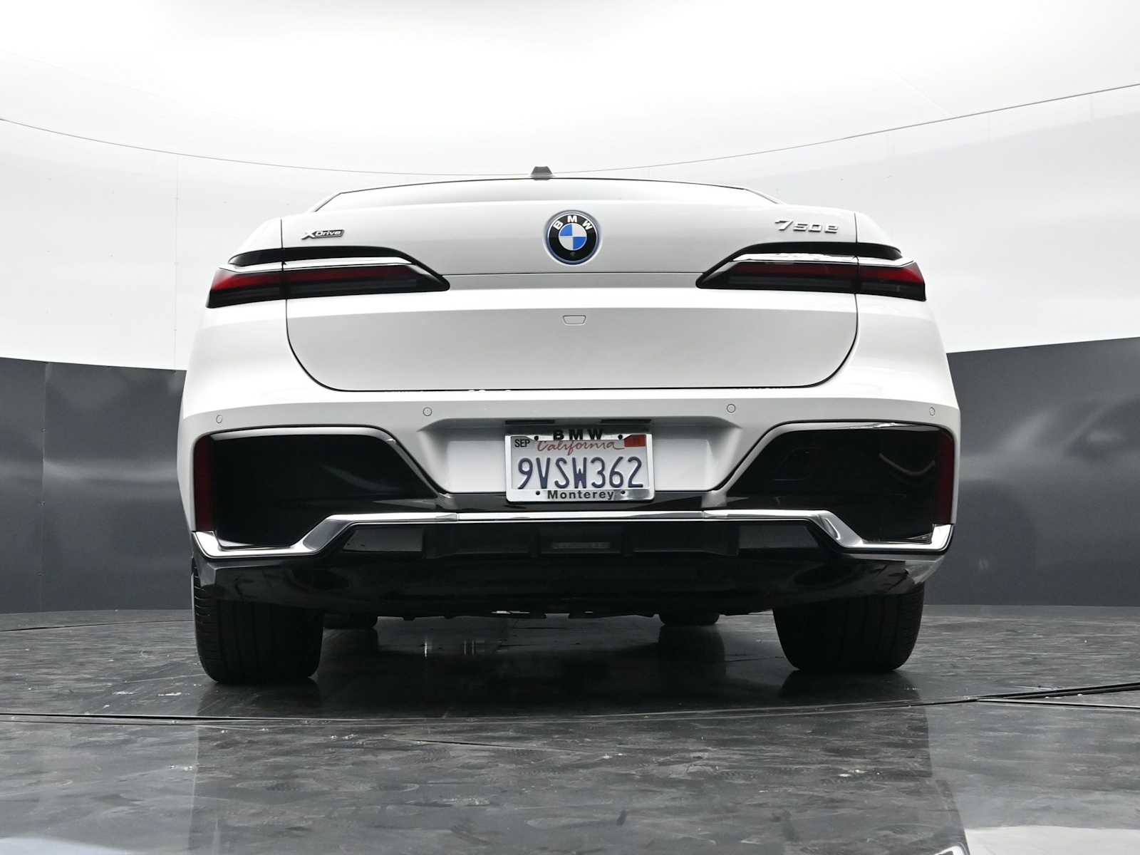 Thumbnail: 2025 BMW 7 Series - 30