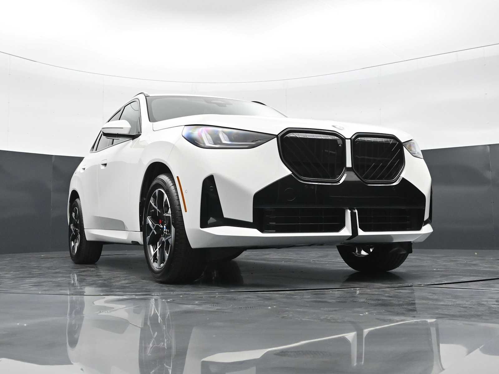 Thumbnail: 2026 BMW X3 - 27
