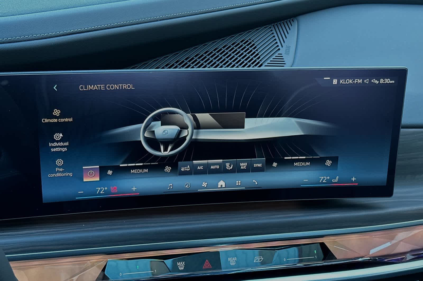 Thumbnail: 2024 BMW i7 - 21