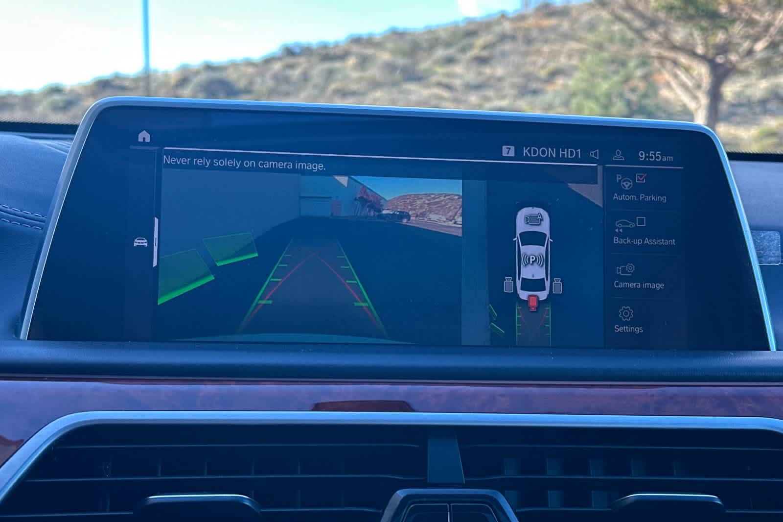 Thumbnail: 2021 BMW 7 Series - 22