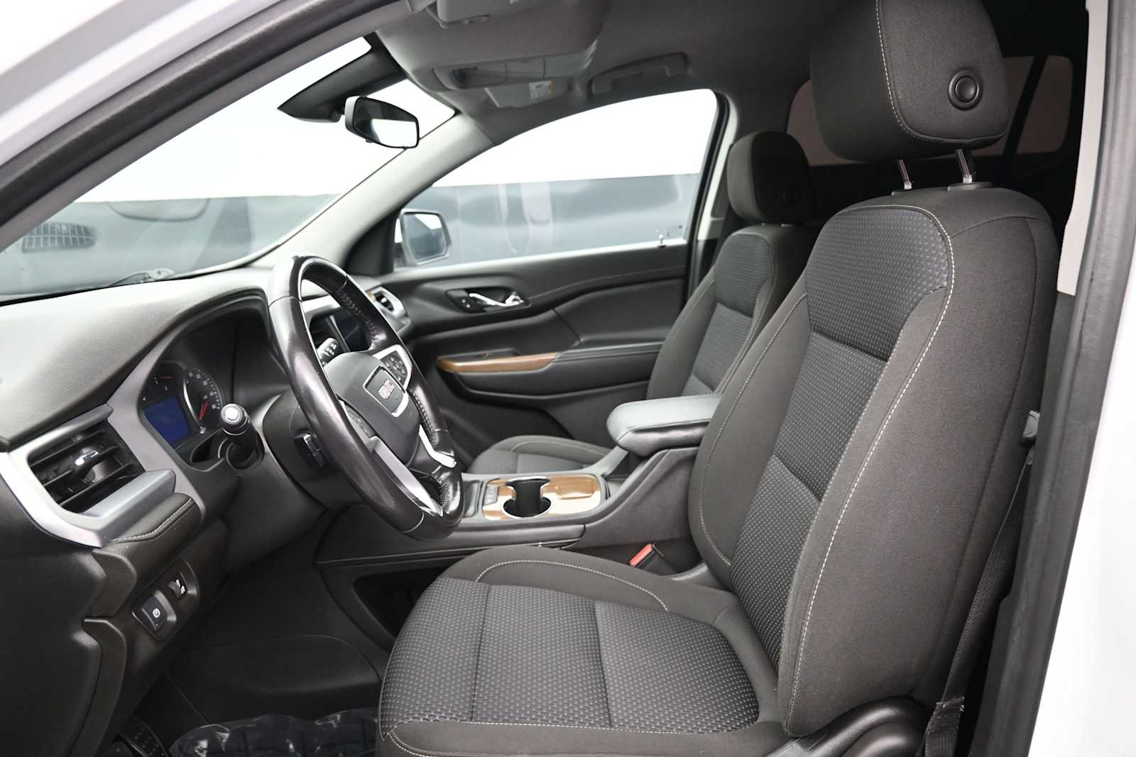 Thumbnail: 2020 GMC Acadia - 10