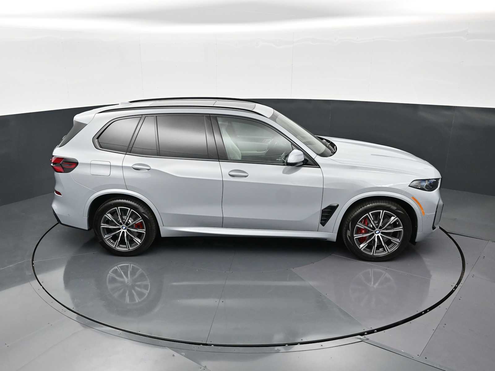 Thumbnail: 2026 BMW X5 - 19
