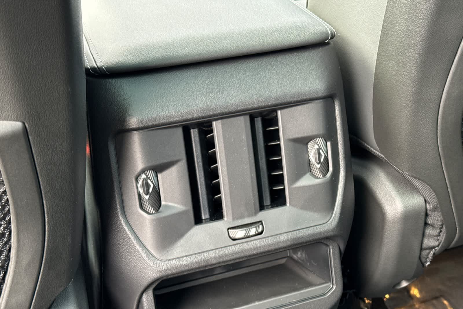 Thumbnail: 2026 BMW X3 - 16