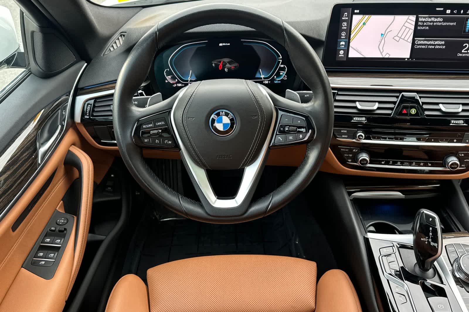 Thumbnail: 2023 BMW 5 Series - 15