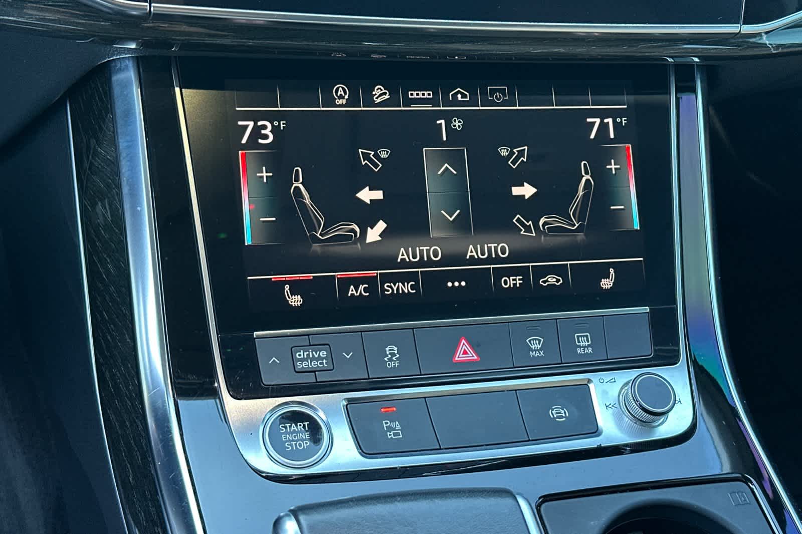 Thumbnail: 2022 Audi Q7 - 22