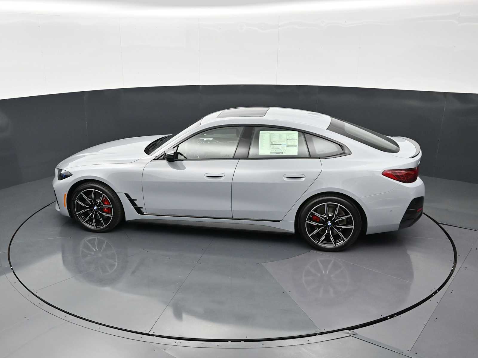 Thumbnail: 2026 BMW i4 - 24