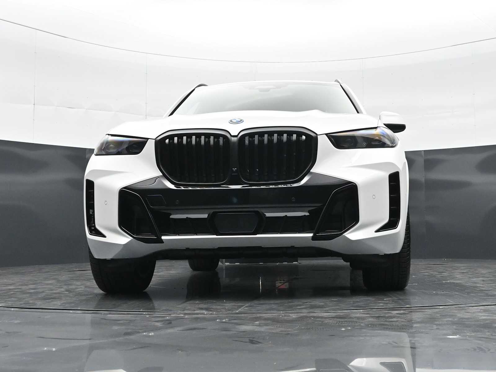 Thumbnail: 2026 BMW X5 - 26