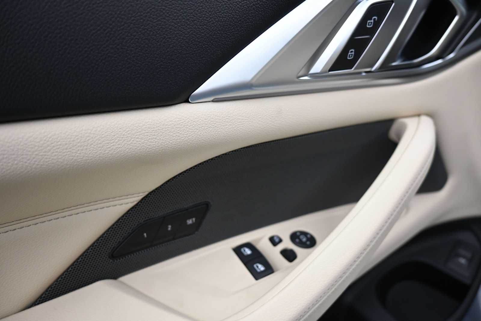 2026 BMW 4 Series M440i xDrive Coupe's photo