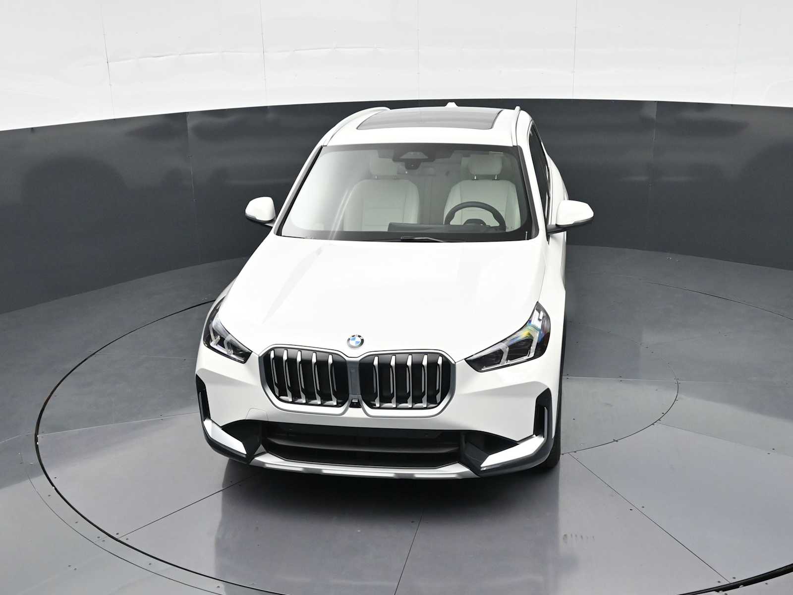 Thumbnail: 2026 BMW X1 - 18