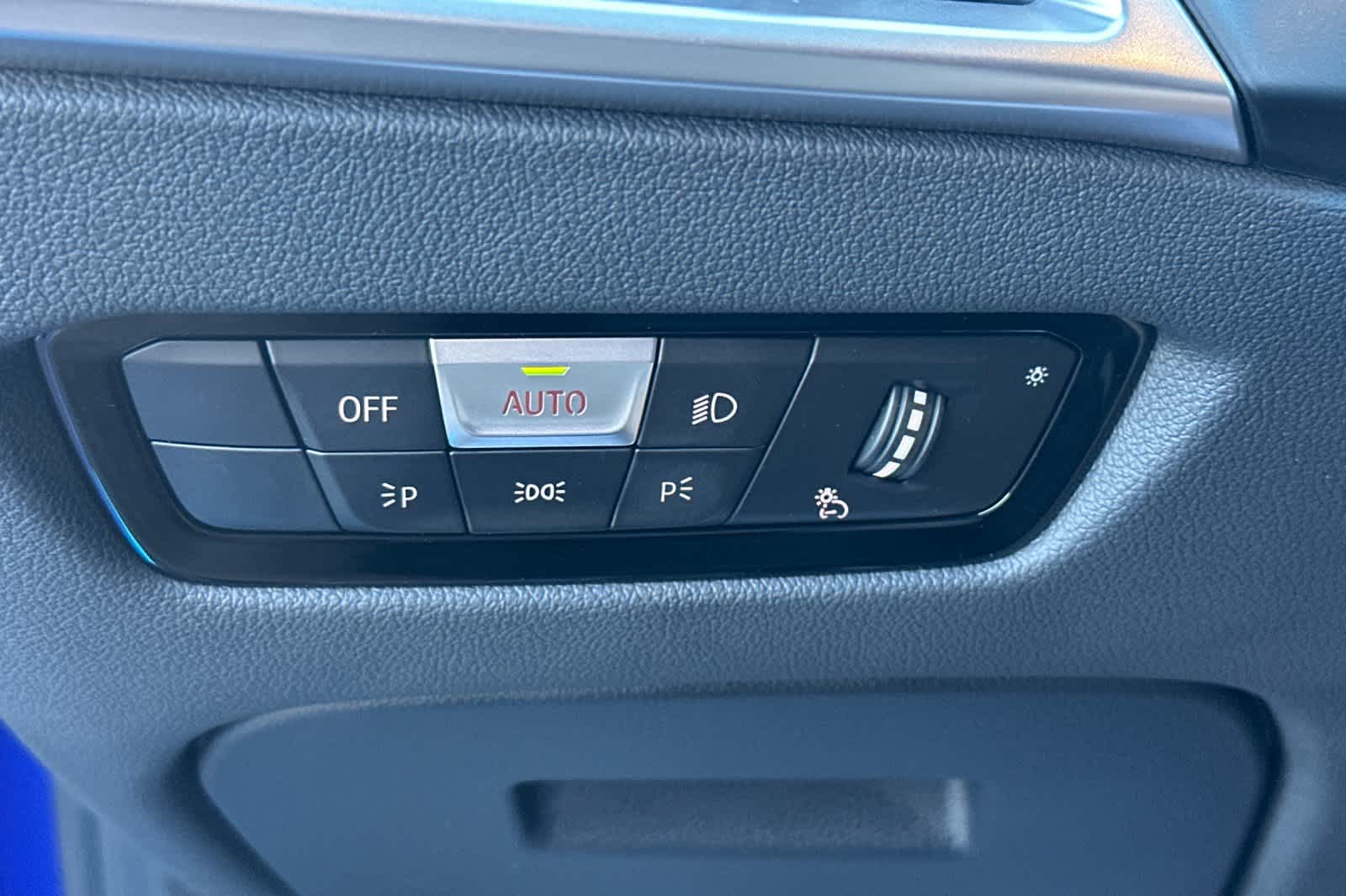 Thumbnail: 2026 BMW M3 - 32