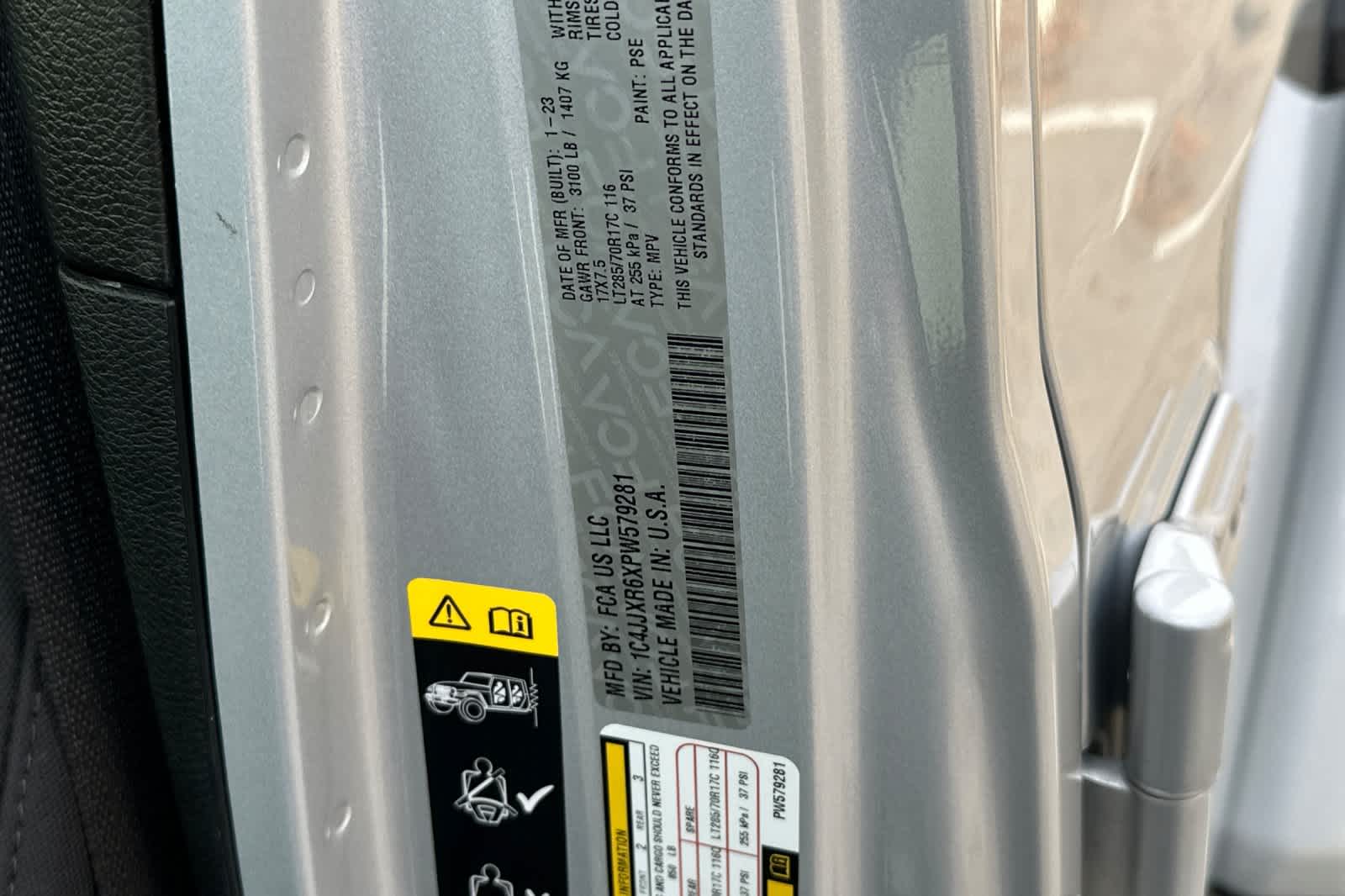 Thumbnail: 2023 Jeep Wrangler - 34