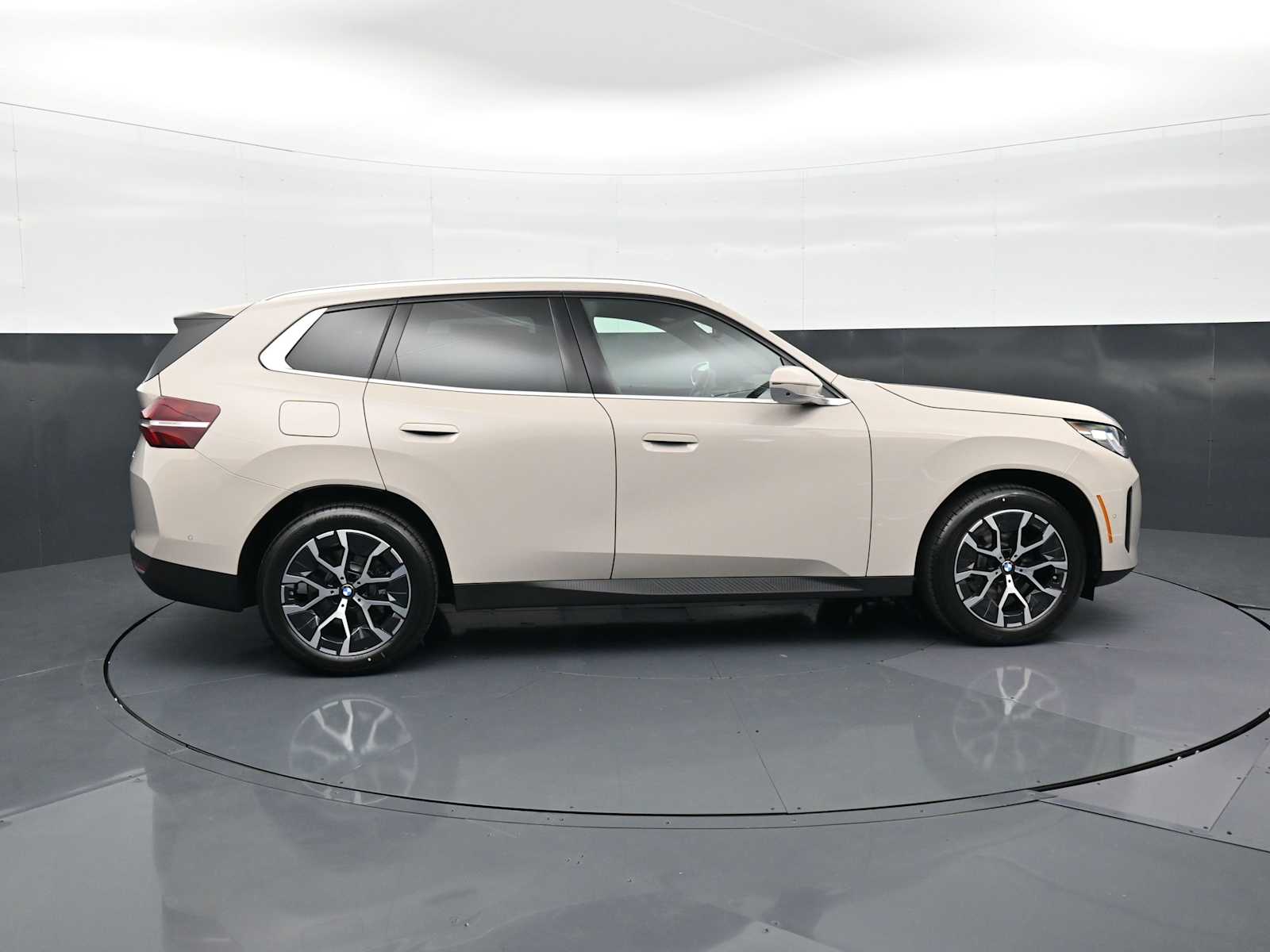 Thumbnail: 2026 BMW X3 - 4
