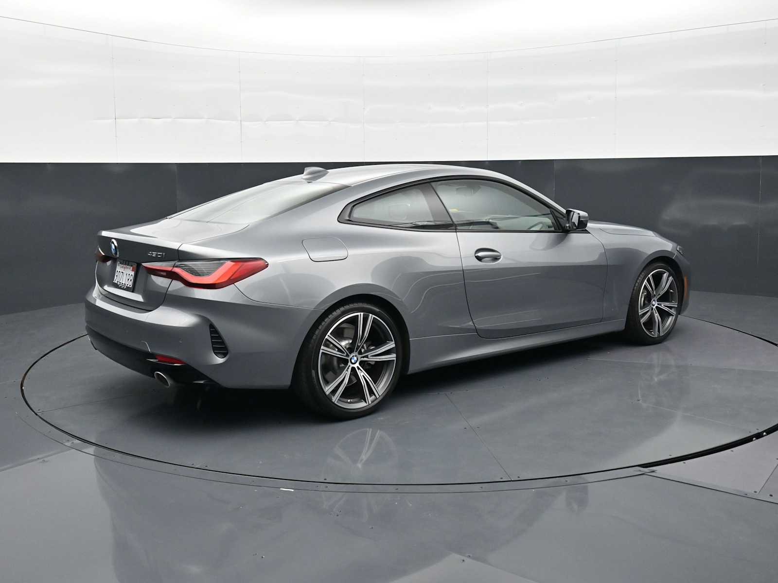 Thumbnail: 2023 BMW 4 Series - 4