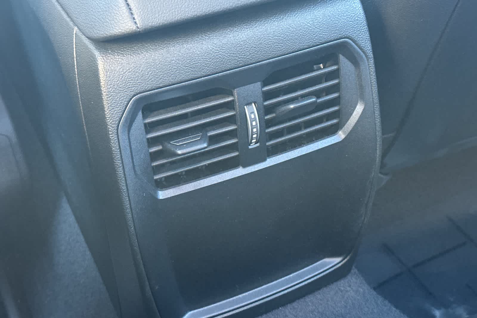 Thumbnail: 2025 BMW 2 Series - 14