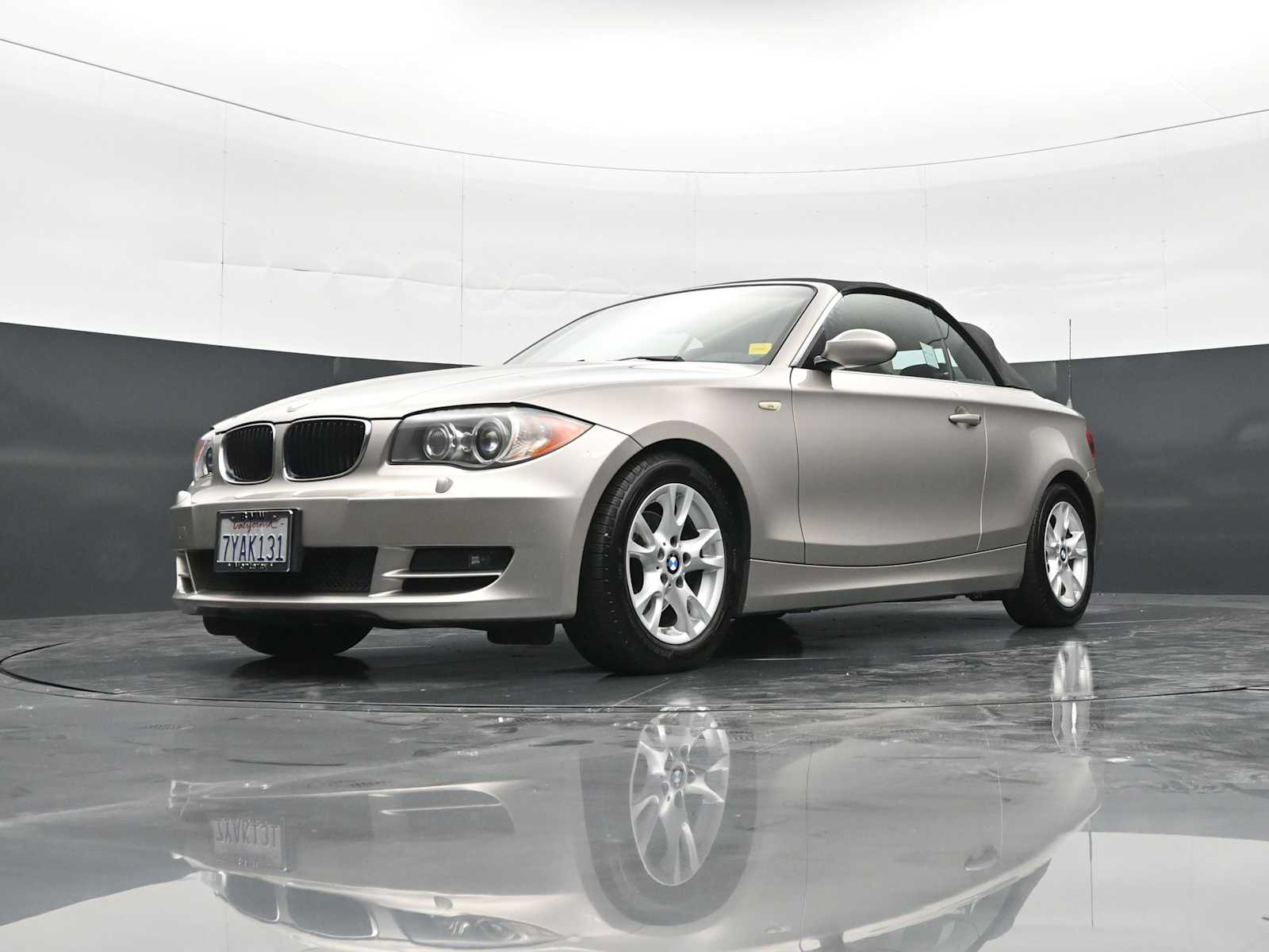 Thumbnail: 2008 BMW 1 Series - 25