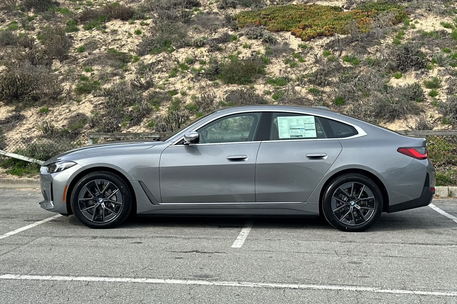 Thumbnail: 2026 BMW i4 - 5