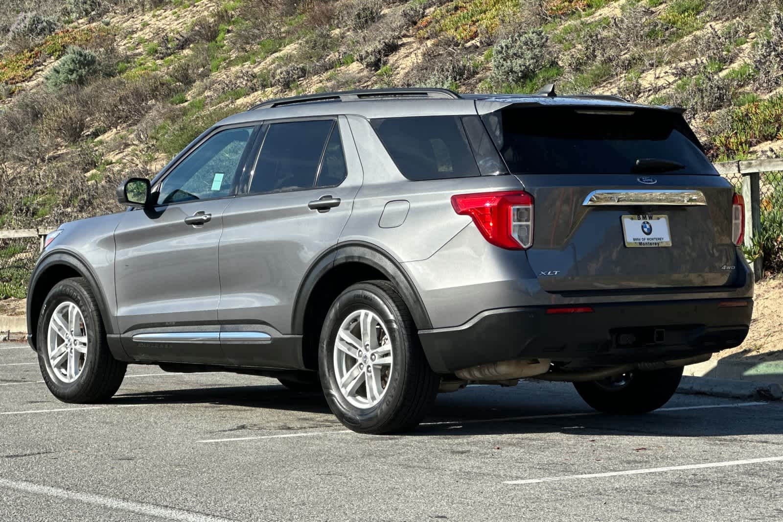 Thumbnail: 2022 Ford Explorer - 7