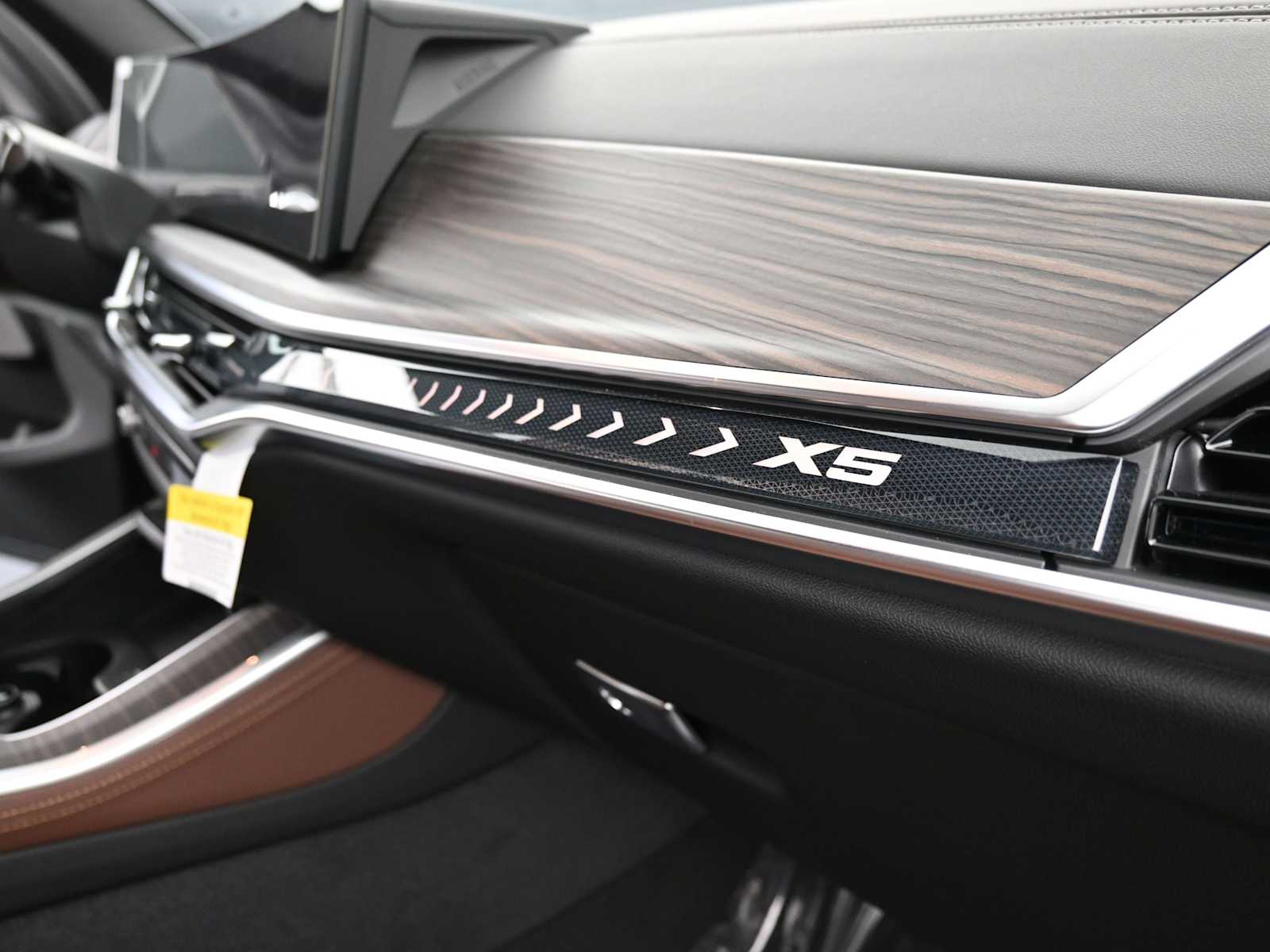 Thumbnail: 2026 BMW X5 - 14