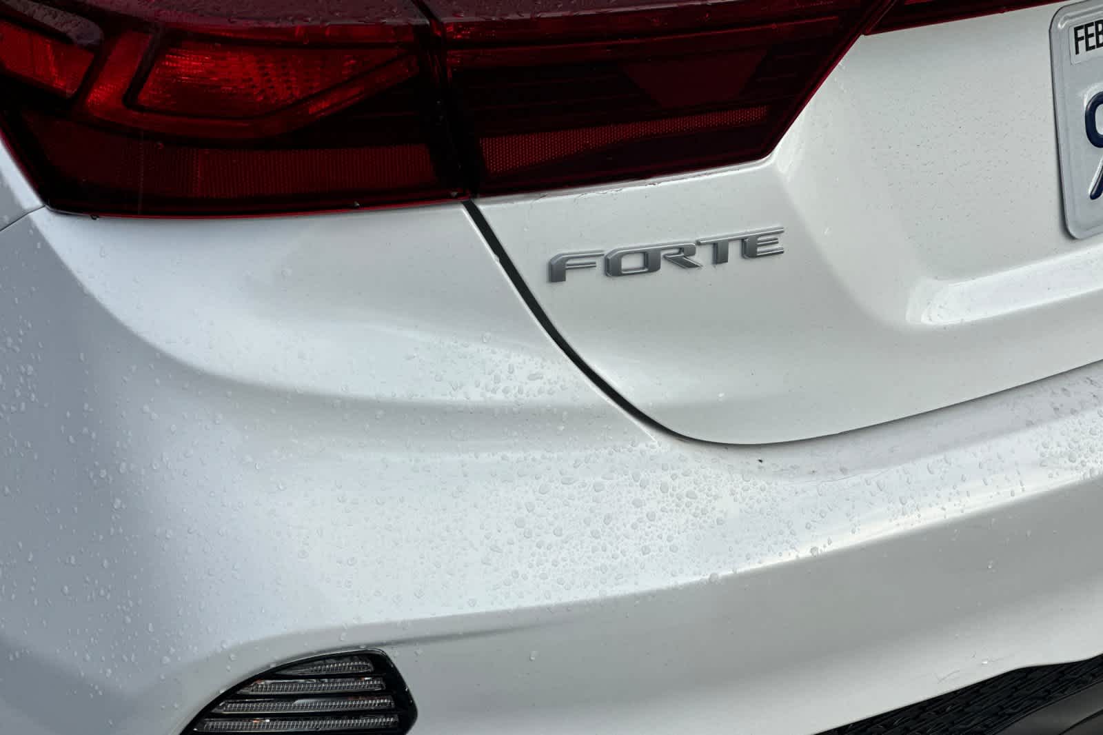 Thumbnail: 2023 Kia Forte - 7