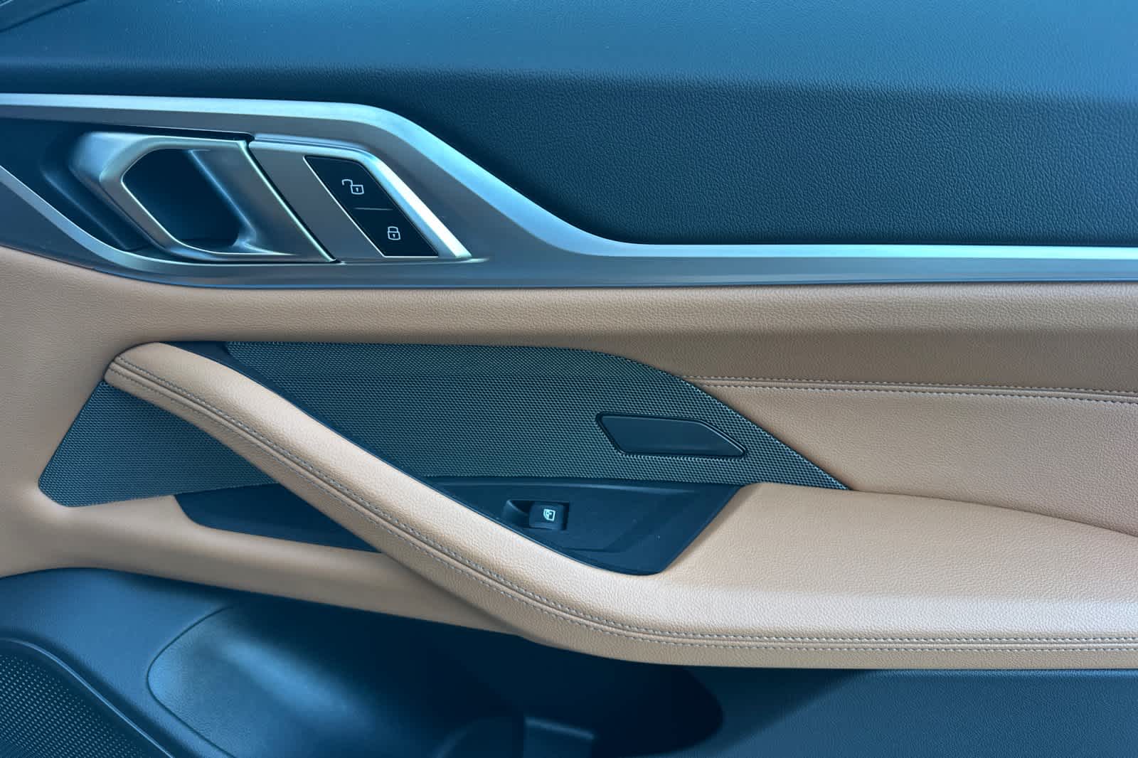 Thumbnail: 2025 BMW i4 - 18