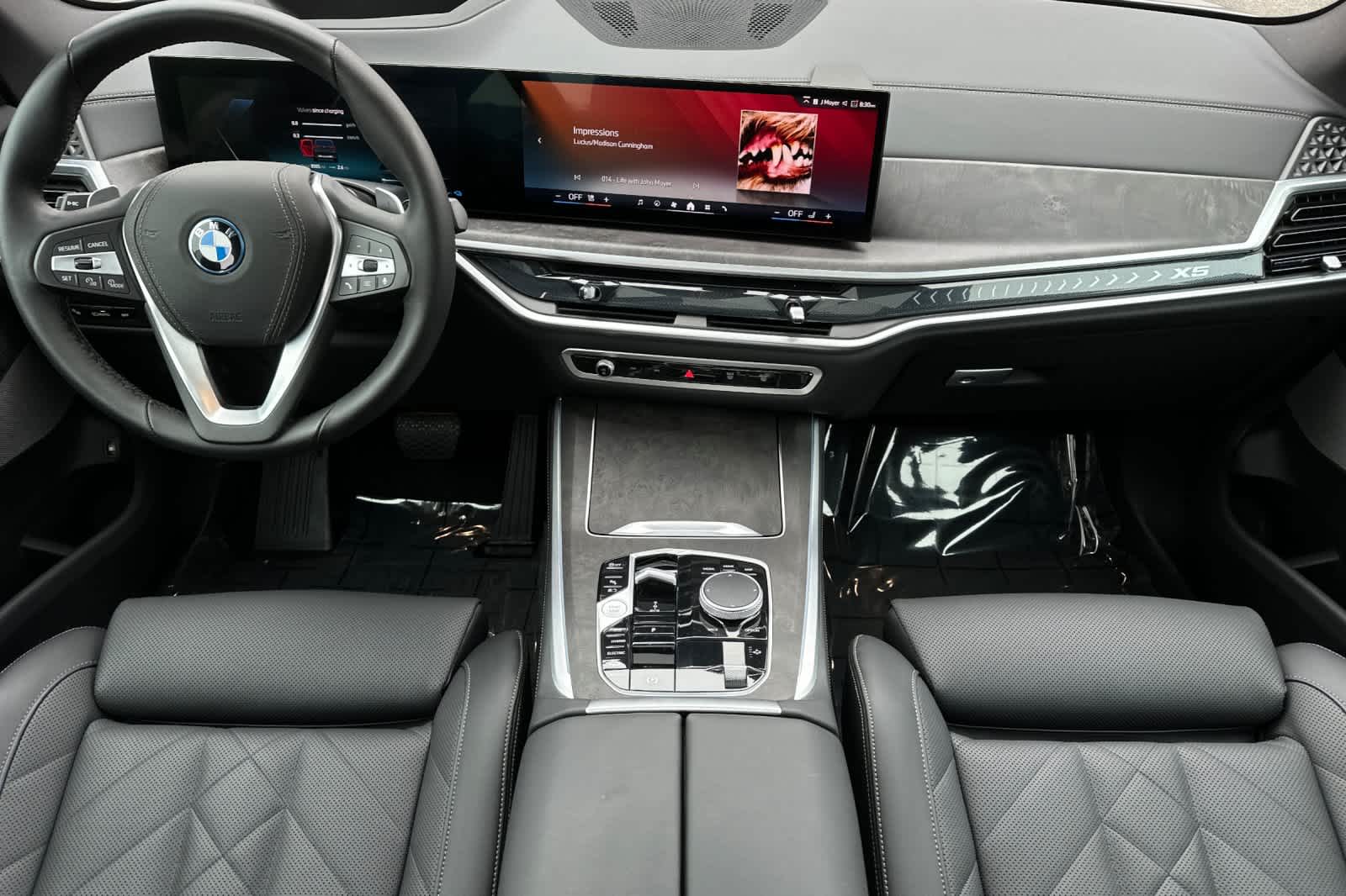 2025 Bmw X5 xDrive50e photo 2