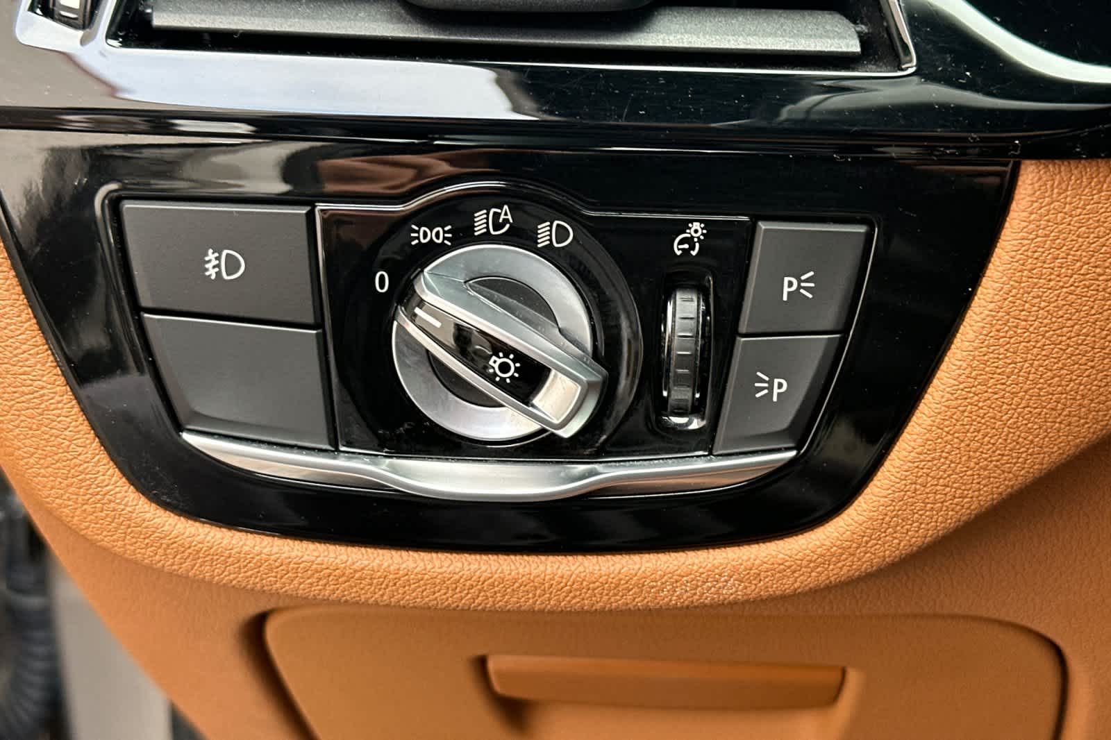 Thumbnail: 2018 BMW 5 Series - 30