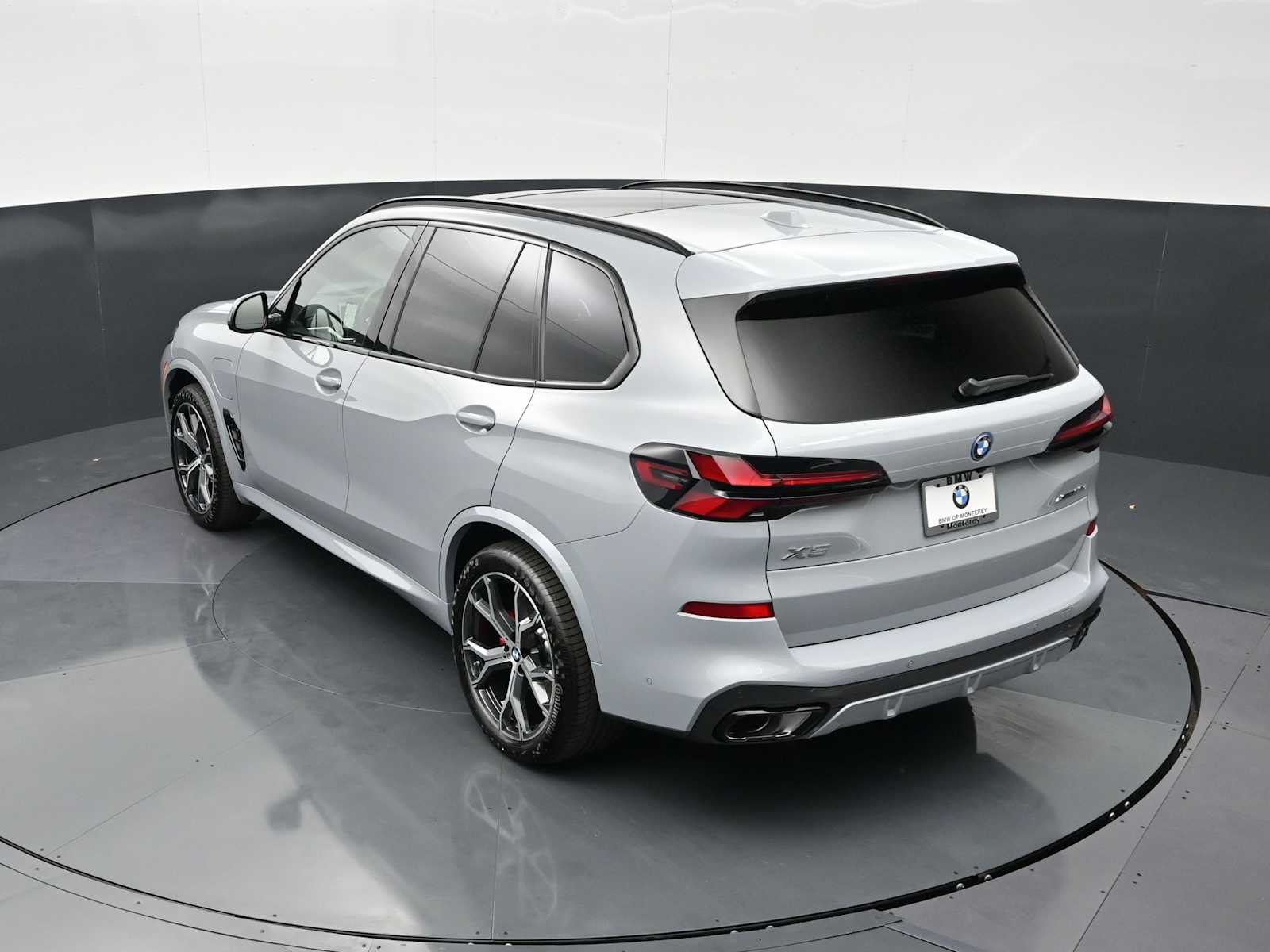 Thumbnail: 2026 BMW X5 - 23