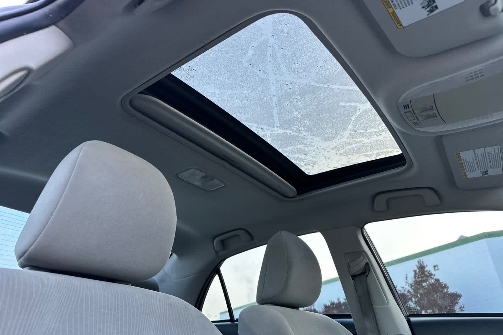 Thumbnail: 2011 Toyota Corolla - 16