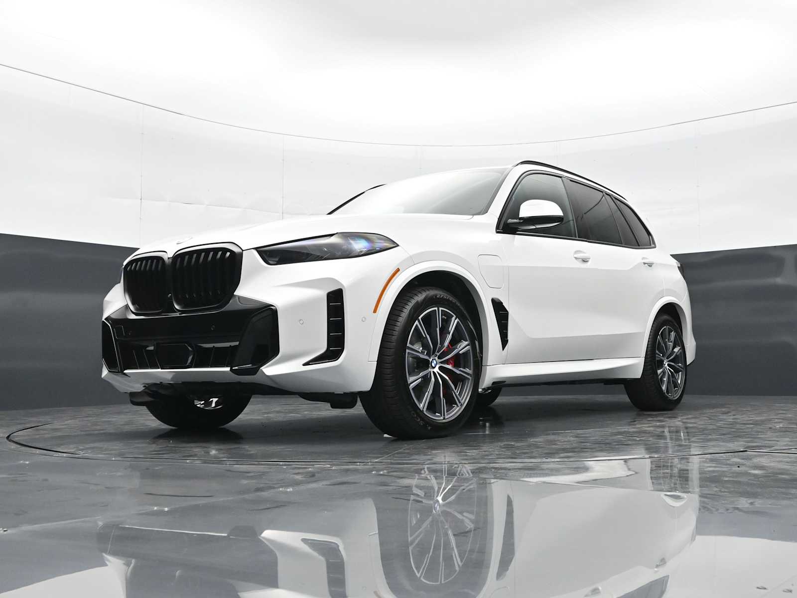Thumbnail: 2026 BMW X5 - 25