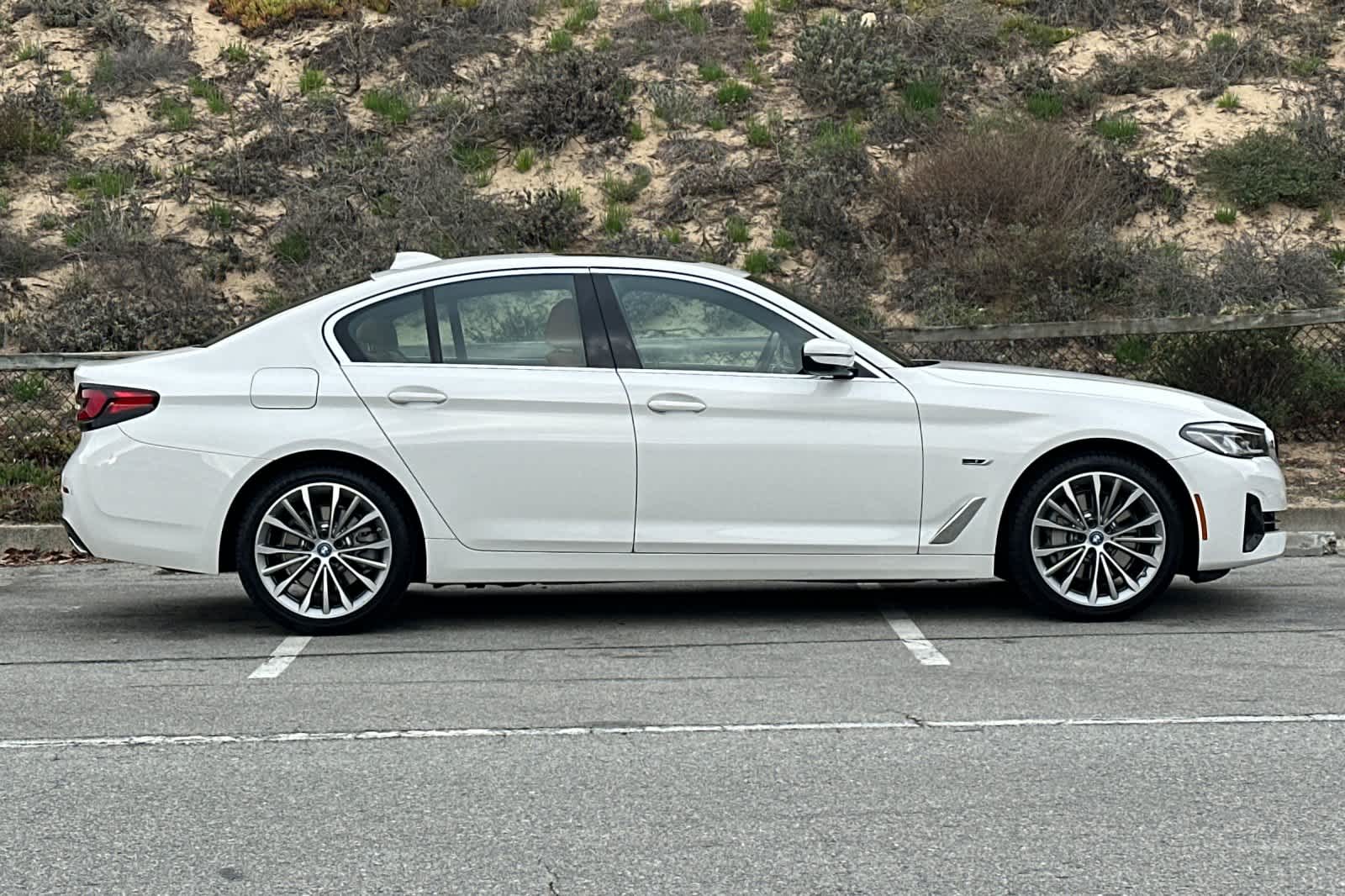 Thumbnail: 2023 BMW 5 Series - 6