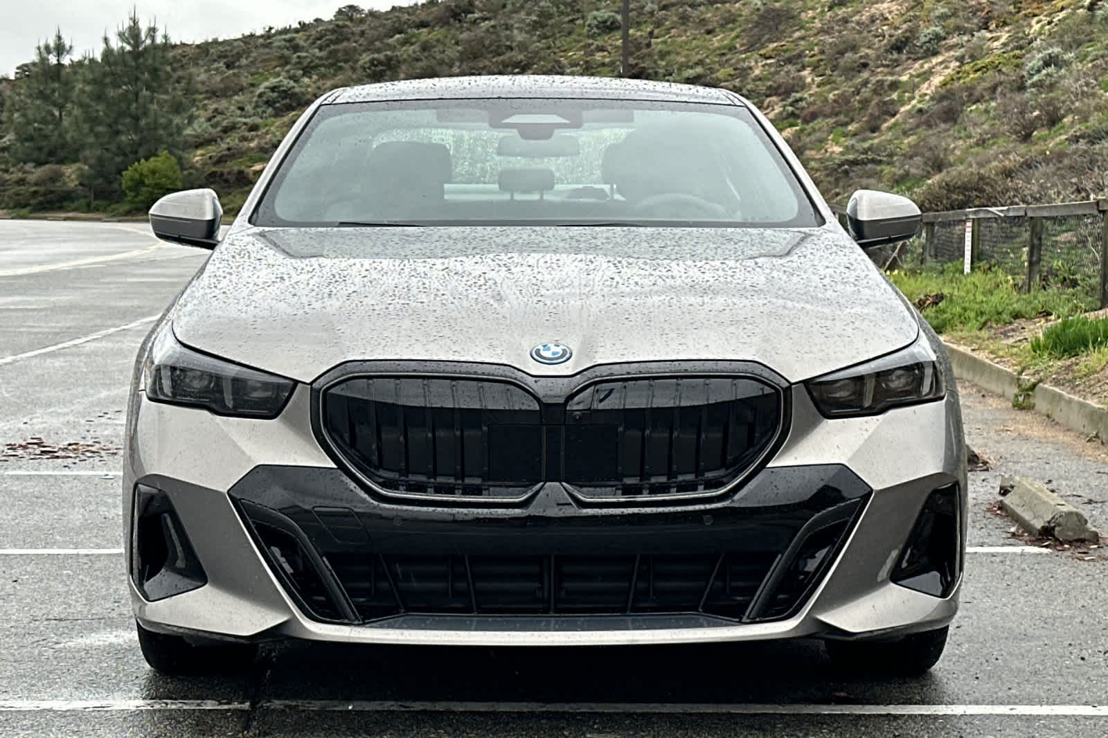 Thumbnail: 2026 BMW 5 Series - 10