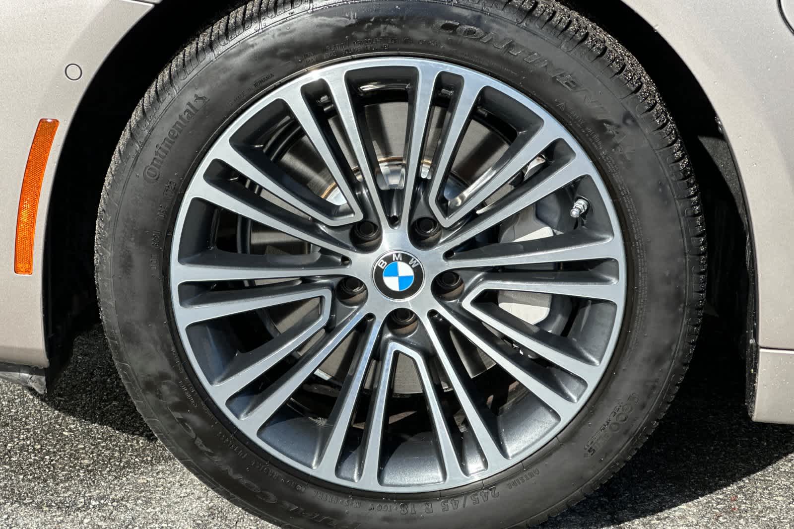 Thumbnail: 2018 BMW 5 Series - 31