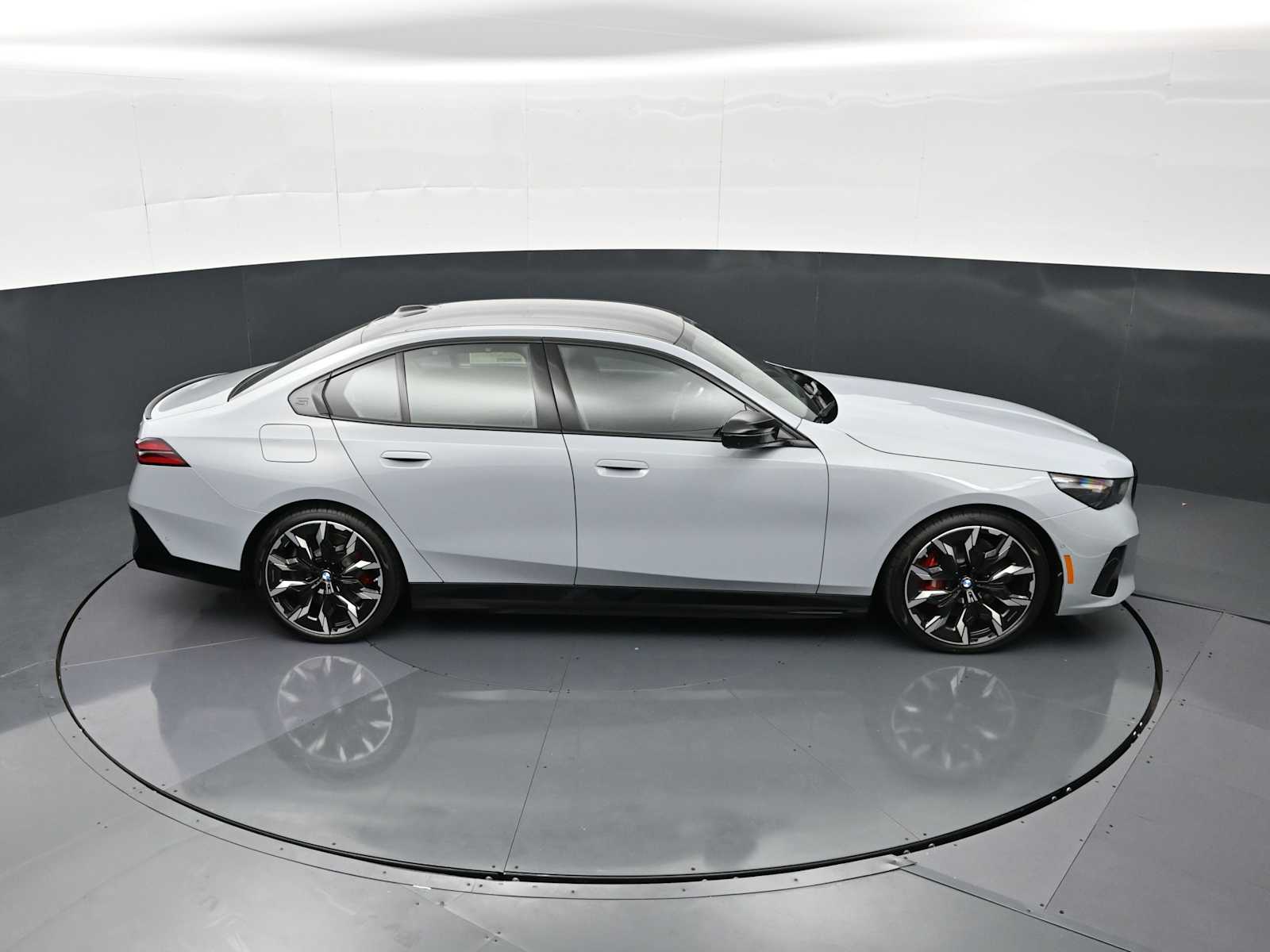 Thumbnail: 2026 BMW i5 - 20