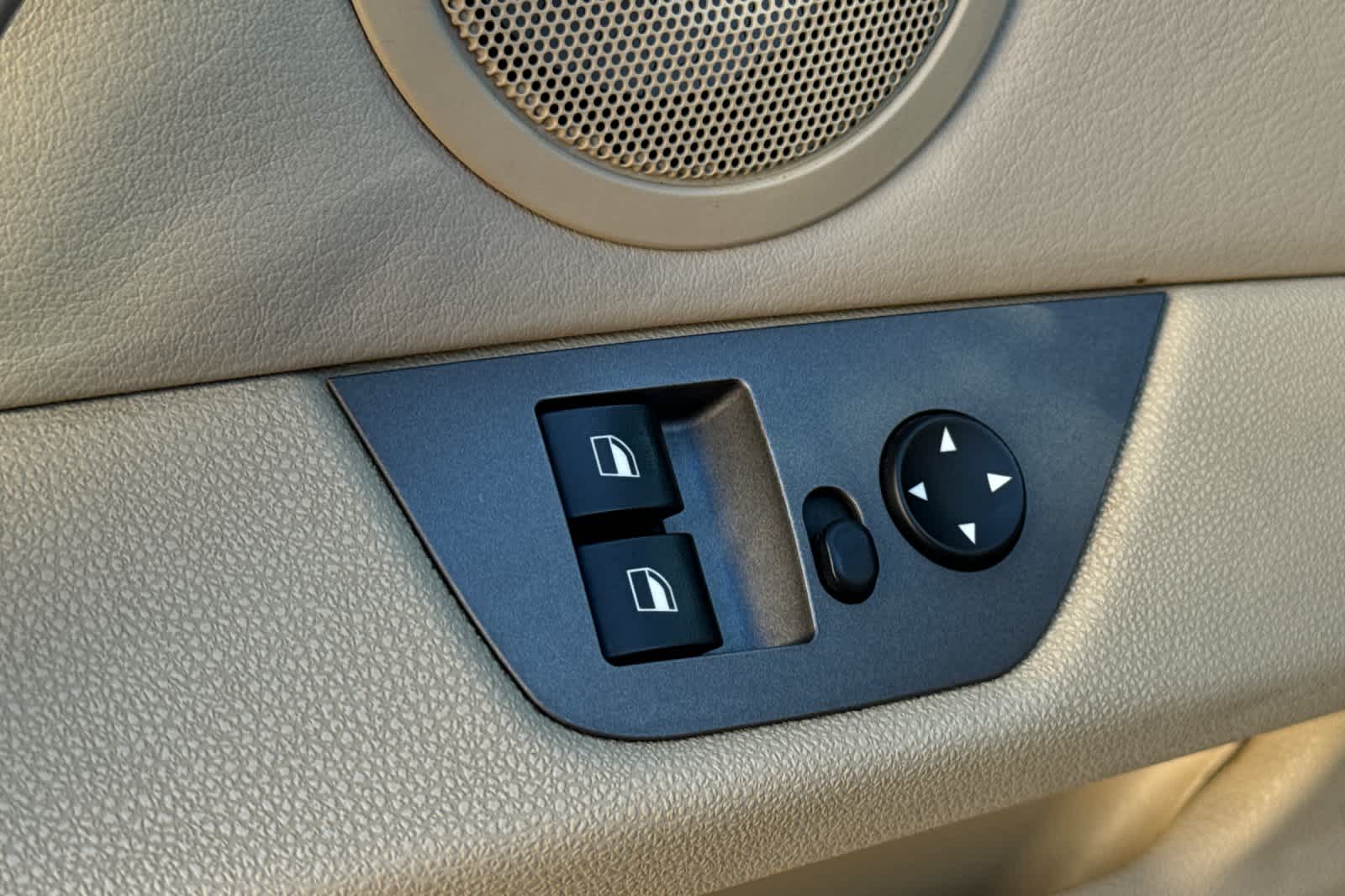 Thumbnail: 2003 BMW Z4 - 13