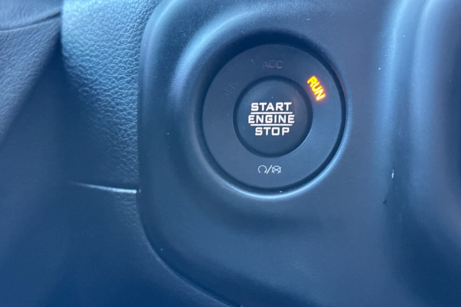 Thumbnail: 2021 Jeep Wrangler - 25