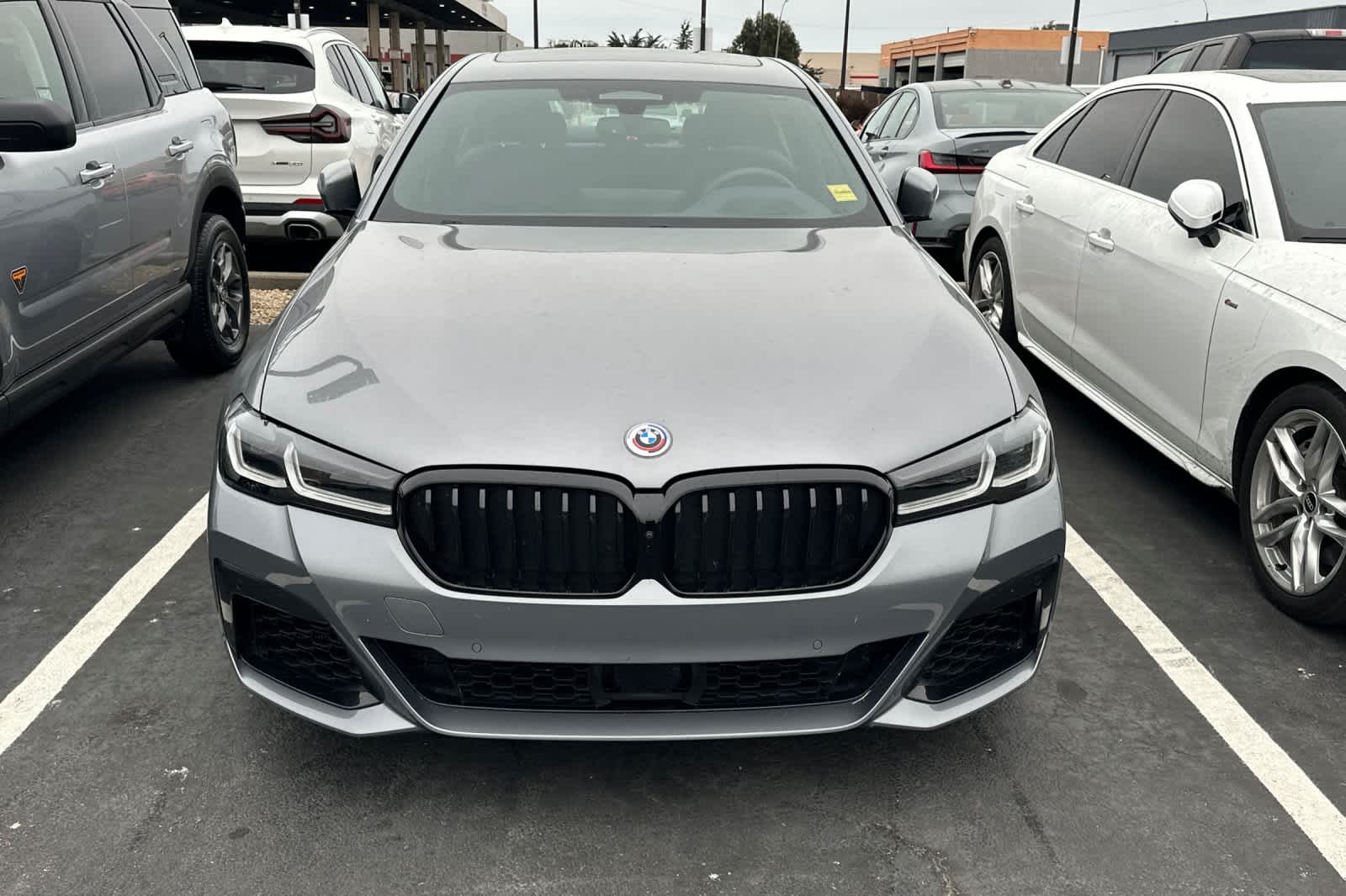 Thumbnail: 2023 BMW 5 Series - 7