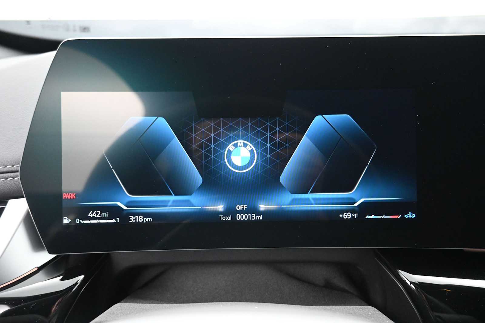 Thumbnail: 2026 BMW X1 - 13