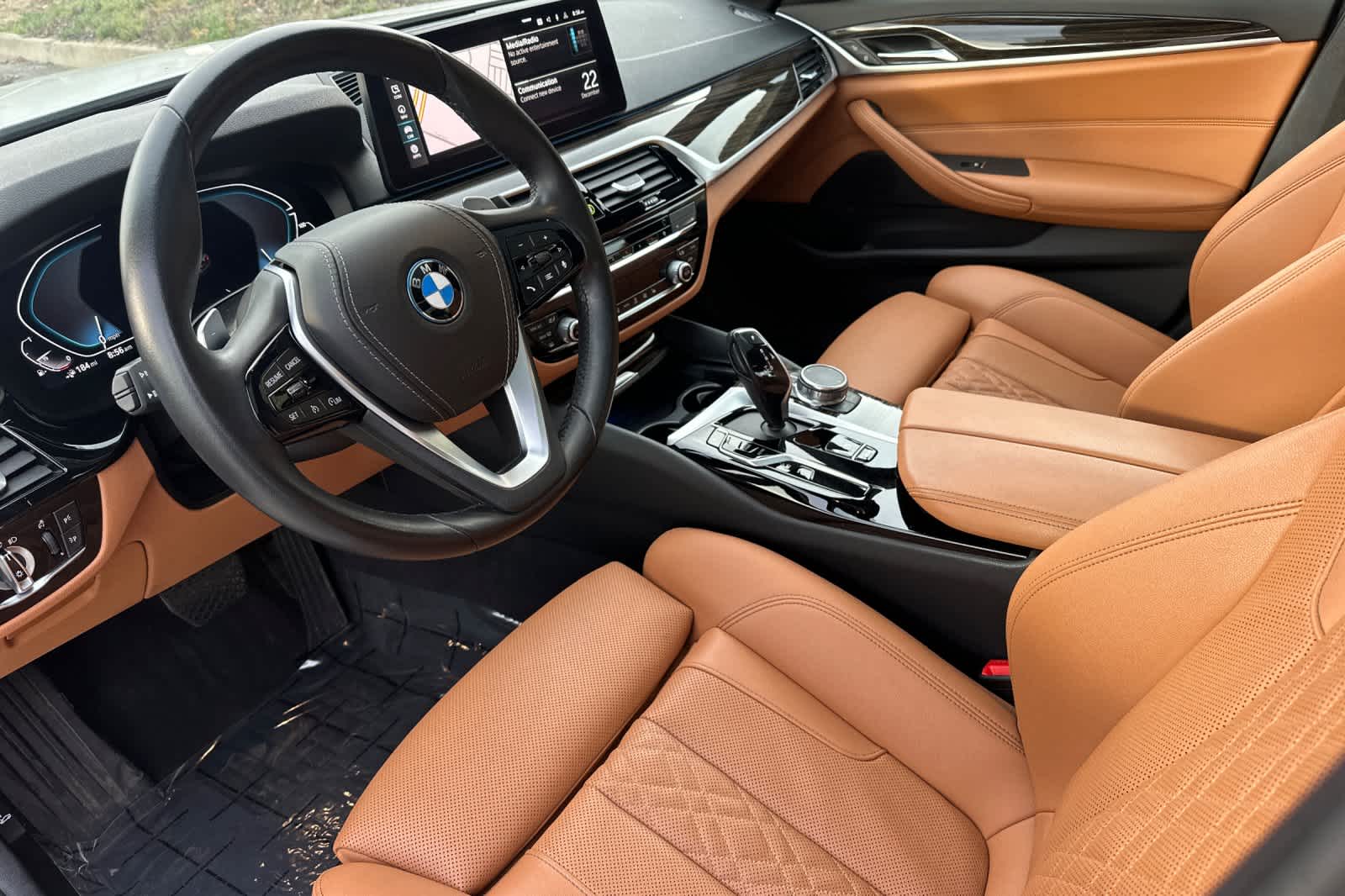 Thumbnail: 2023 BMW 5 Series - 11