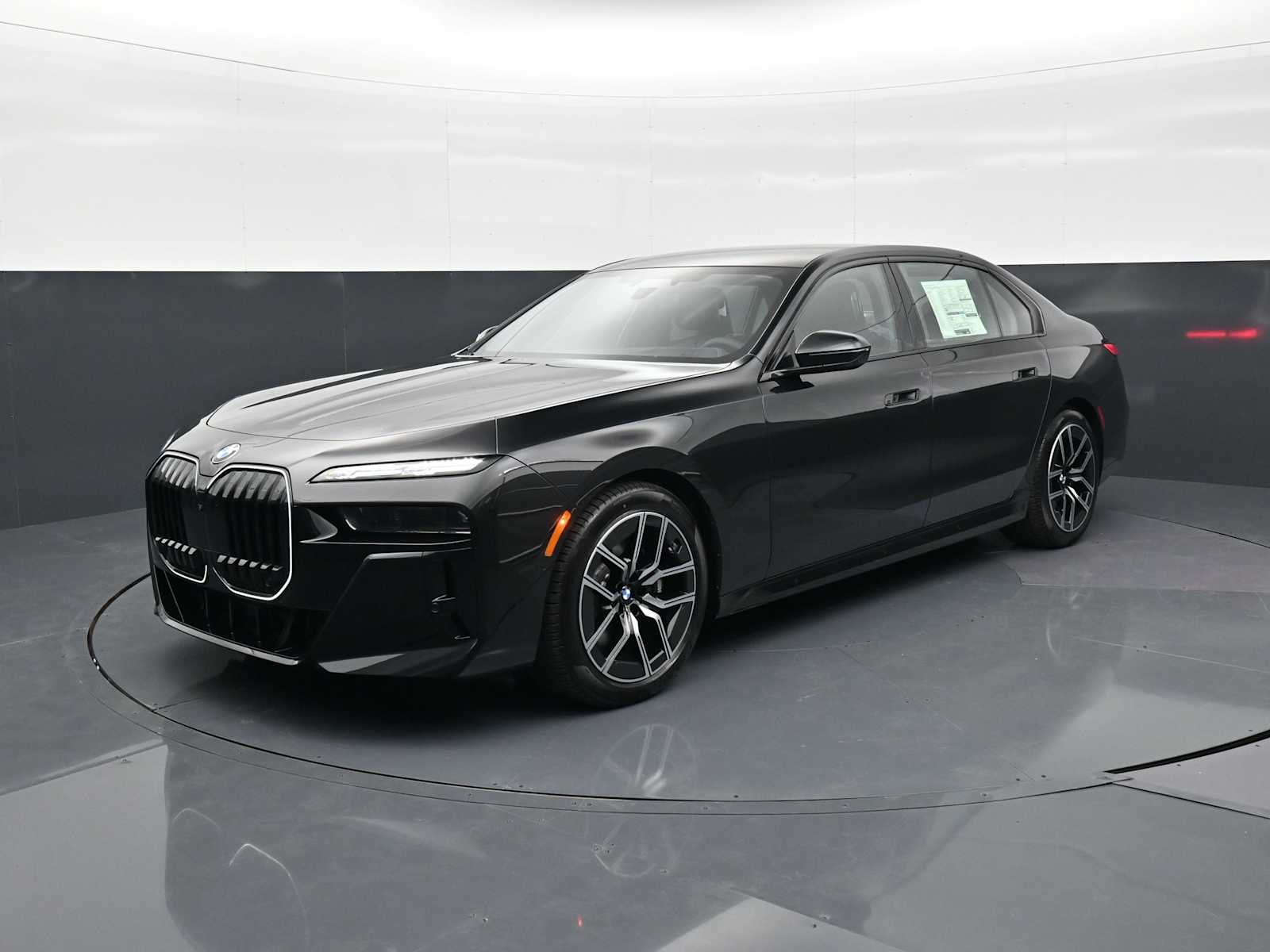 Thumbnail: 2026 BMW 7 Series - 1