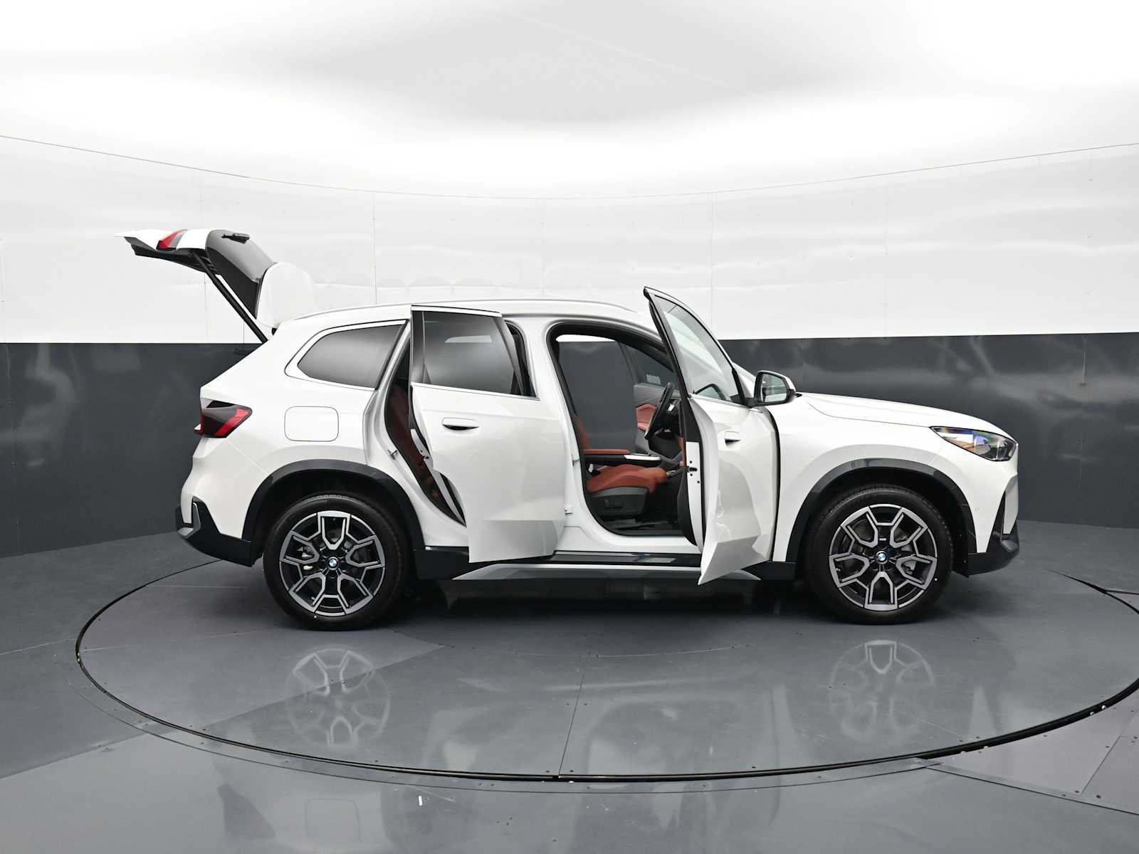 Thumbnail: 2026 BMW X1 - 35