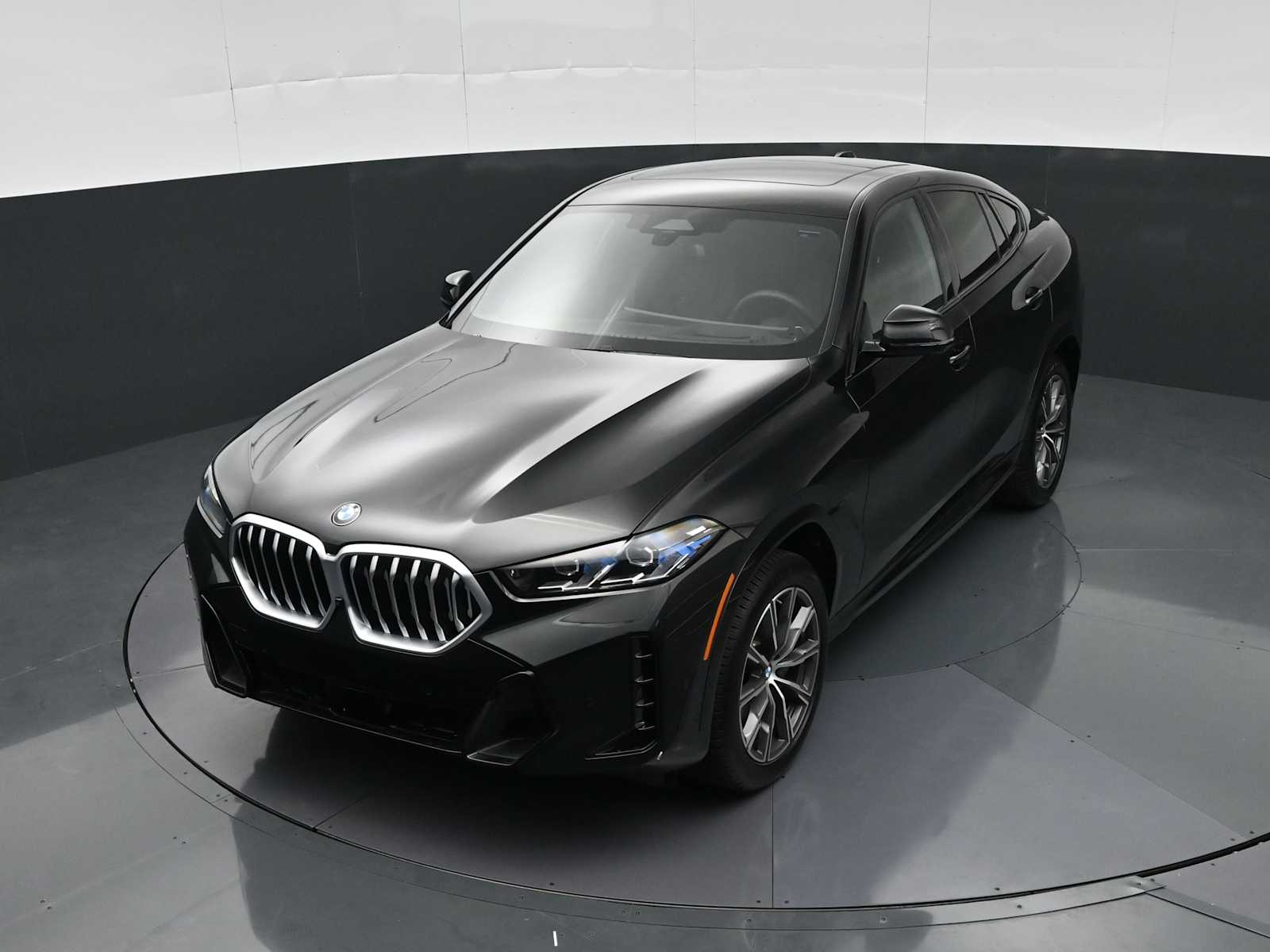 2026 BMW X6 40i - Photo 16
